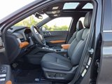 New 2025 Mitsubishi Outlander SEL image 6