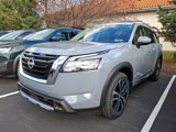 New 2025 Nissan Pathfinder Platinum image 3
