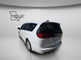 New 2025 Chrysler Pacifica Select image 5
