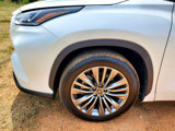 Used 2021 Toyota Highlander Platinum image 6