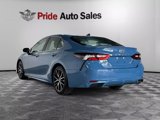Used 2023 Toyota Camry SE image 5
