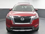 New 2025 Nissan Pathfinder Platinum image 2