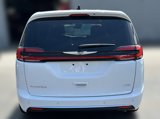 New 2025 Chrysler Pacifica Select image 4