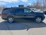 Used 2010 Chevrolet Suburban LTZ image 2