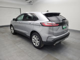 Used 2022 Ford Edge Titanium image 3