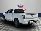Used 2025 Nissan Frontier SV image 5
