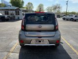 Used 2018 Kia Soul + image 6