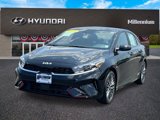 Used 2023 Kia Forte GT-Line w/ GT-Line Premium Package image 2