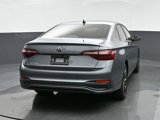 Used 2023 Volkswagen Jetta SE image 6