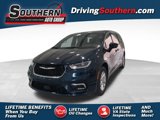 New 2025 Chrysler Pacifica Select image 1