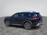 New 2025 Nissan Pathfinder Platinum image 4