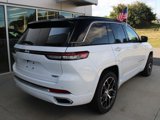 New 2025 Jeep Grand Cherokee Summit image 4