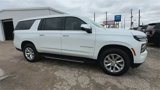 New 2025 Chevrolet Suburban Premier image 2