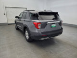 Used 2021 Ford Explorer XLT w/ Equipment Group 202A image 5