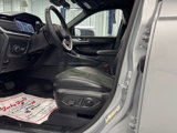 New 2025 Jeep Grand Cherokee L Altitude image 3