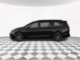 New 2025 Chrysler Pacifica Limited image 4