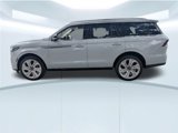 New 2025 Lincoln Navigator Reserve image 2