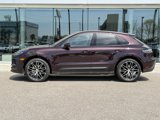 Certified 2025 Porsche Macan image 2