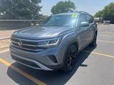 Used 2023 Volkswagen Atlas SE w/ Black Wheel Package image 2