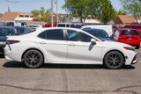 Used 2021 Toyota Camry SE image 4