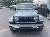 Used 2024 Jeep Gladiator Sport image 2
