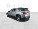 Used 2023 Chevrolet Traverse LT image 3