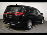 New 2025 Chrysler Pacifica Select image 2