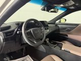 Used 2024 Lexus ES 350 w/ Premium Package image 4