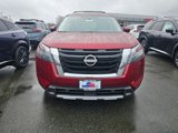 New 2025 Nissan Pathfinder SL w/ SL Premium Package image 2