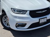 Certified 2023 Chrysler Pacifica Touring-L image 3