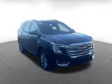 Used 2024 GMC Terrain SLT image 3