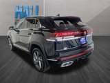 Certified 2024 Volkswagen Atlas Cross Sport SEL R-Line image 4
