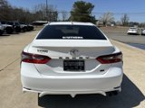 Used 2022 Toyota Camry SE image 4