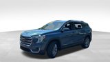 Used 2024 GMC Terrain SLT image 3