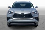 Used 2024 Toyota Highlander XLE image 3