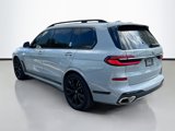 Used 2025 BMW X7 xDrive40i w/ M Sport Package image 3