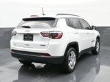 Used 2022 Jeep Compass Latitude image 3