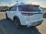 New 2025 Nissan Pathfinder SL image 3