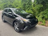 Used 2018 Toyota RAV4 LE image 2