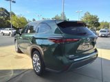 New 2025 Toyota Highlander Limited image 5