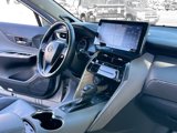 Certified 2022 Toyota Venza XLE image 5