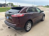Used 2023 Ford Edge SEL w/ Convenience Package image 4