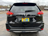Used 2018 Nissan Rogue SV w/ Premium Package image 6