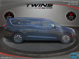 New 2025 Chrysler Pacifica Select image 2