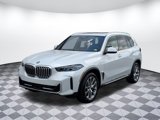 Used 2025 BMW X5 xDrive50e image 4