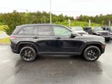 Certified 2024 Jeep Grand Cherokee Altitude image 2