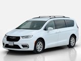 Used 2022 Chrysler Pacifica Touring-L image 2
