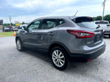 Used 2022 Nissan Rogue Sport S image 5