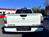 Used 2023 Nissan Titan SV image 5