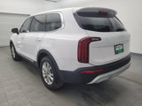 Used 2022 Kia Telluride LX image 5